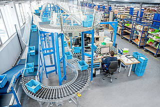 Conveyor system in the central warehouse in Beckum